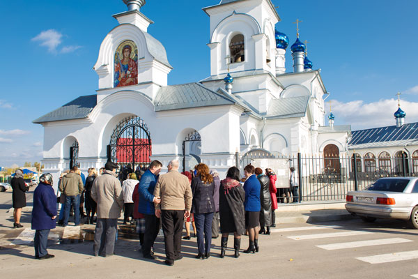 Молебен о здравии Александра Рыбенков храме села Щучье